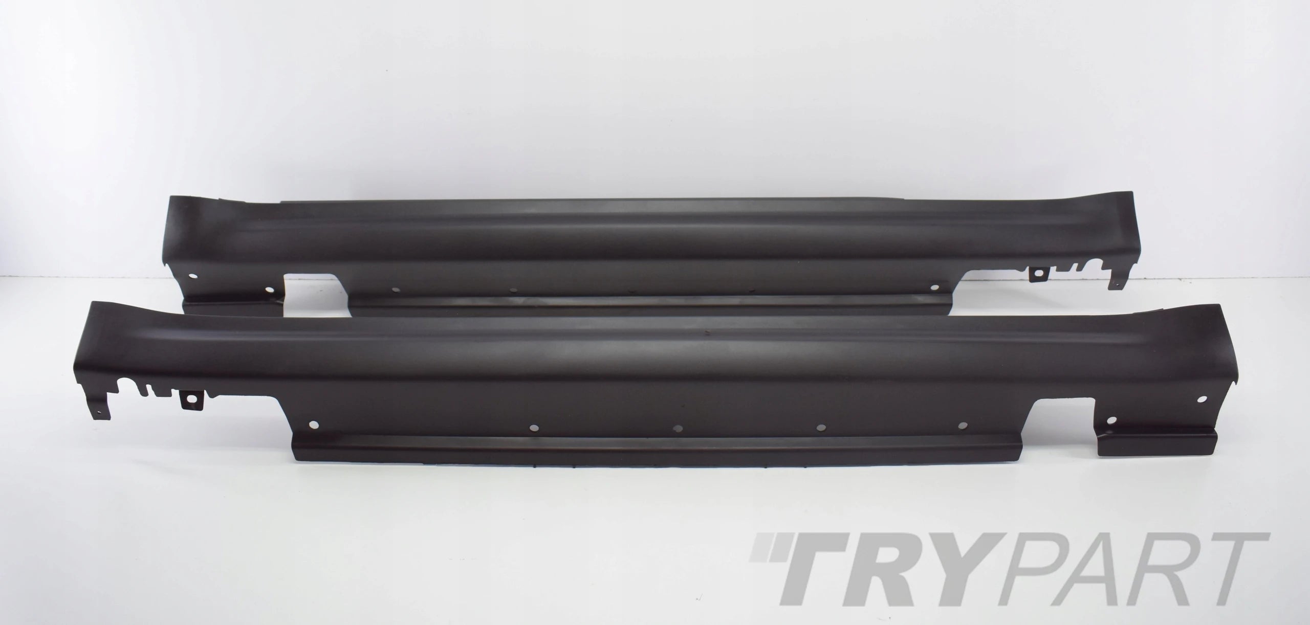 MINI COOPER R56 S RIGHT SILL PANEL ROCKER MOULDING COMPLETE