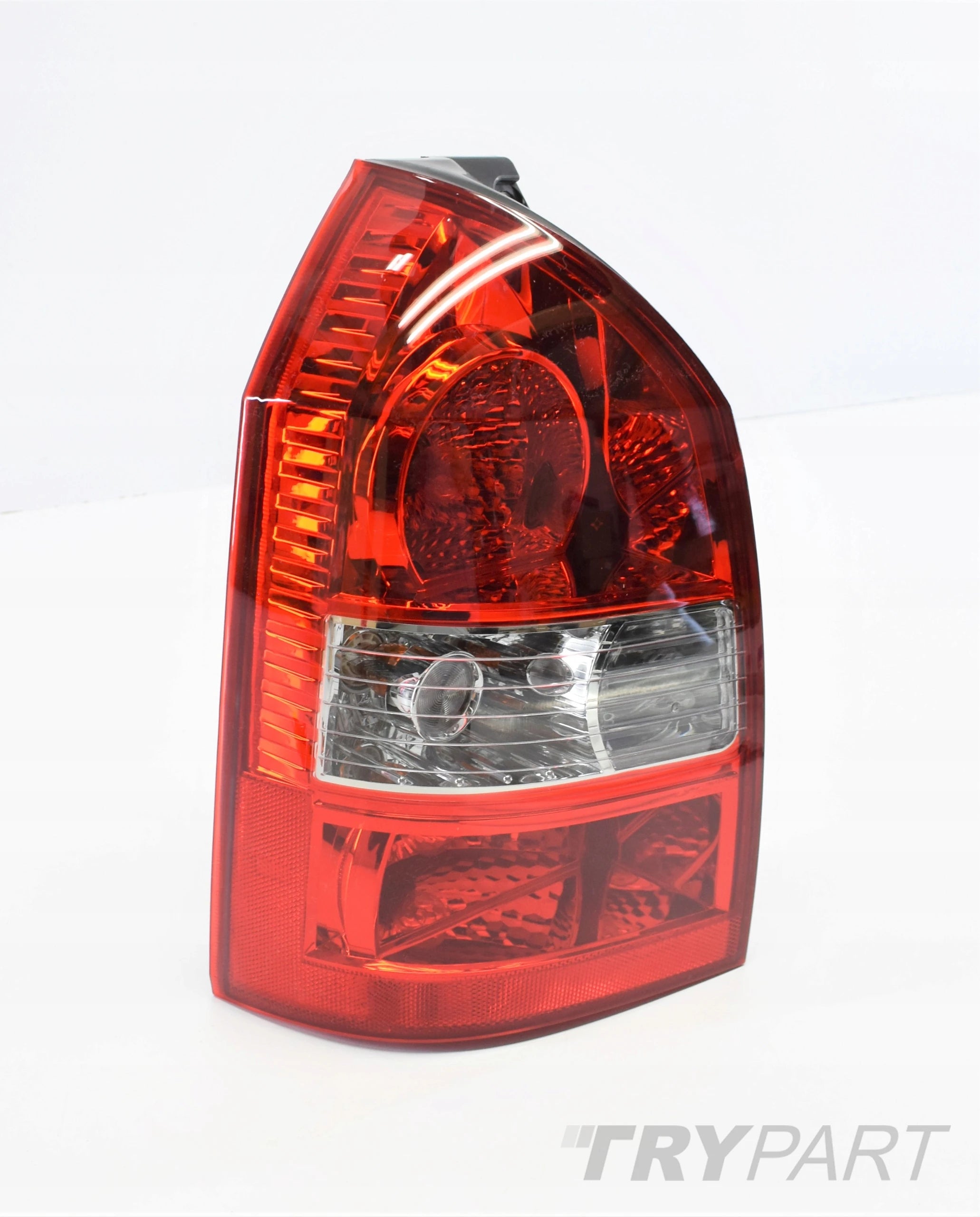 HYUNDAI TUCSON I LEFT REAR ORIGINAL EUROPEAN TAIL LIGHT