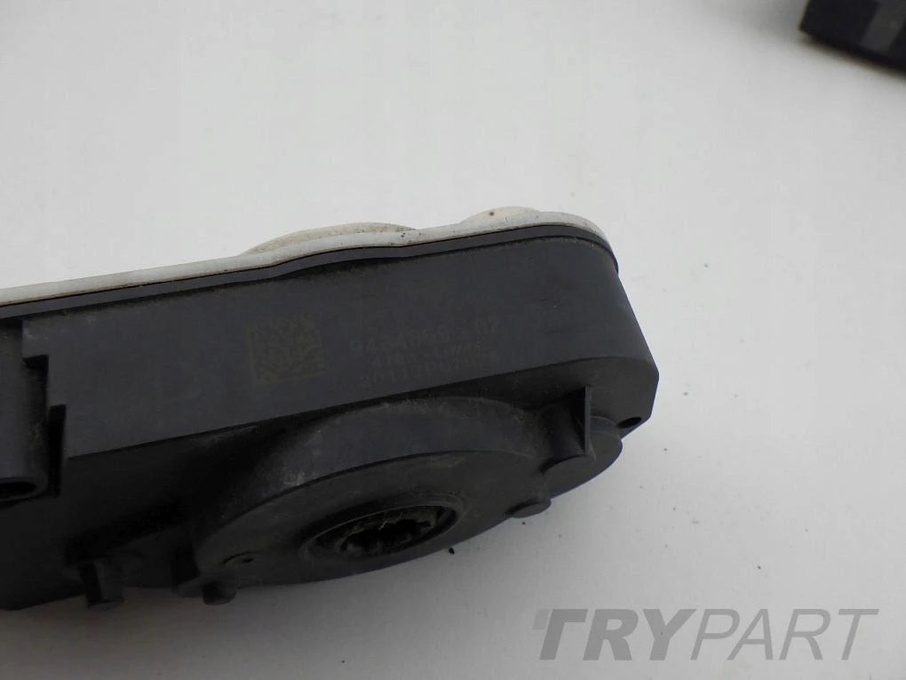 BMW G20 G21 G22 G23 F44 Electric Blind Motor