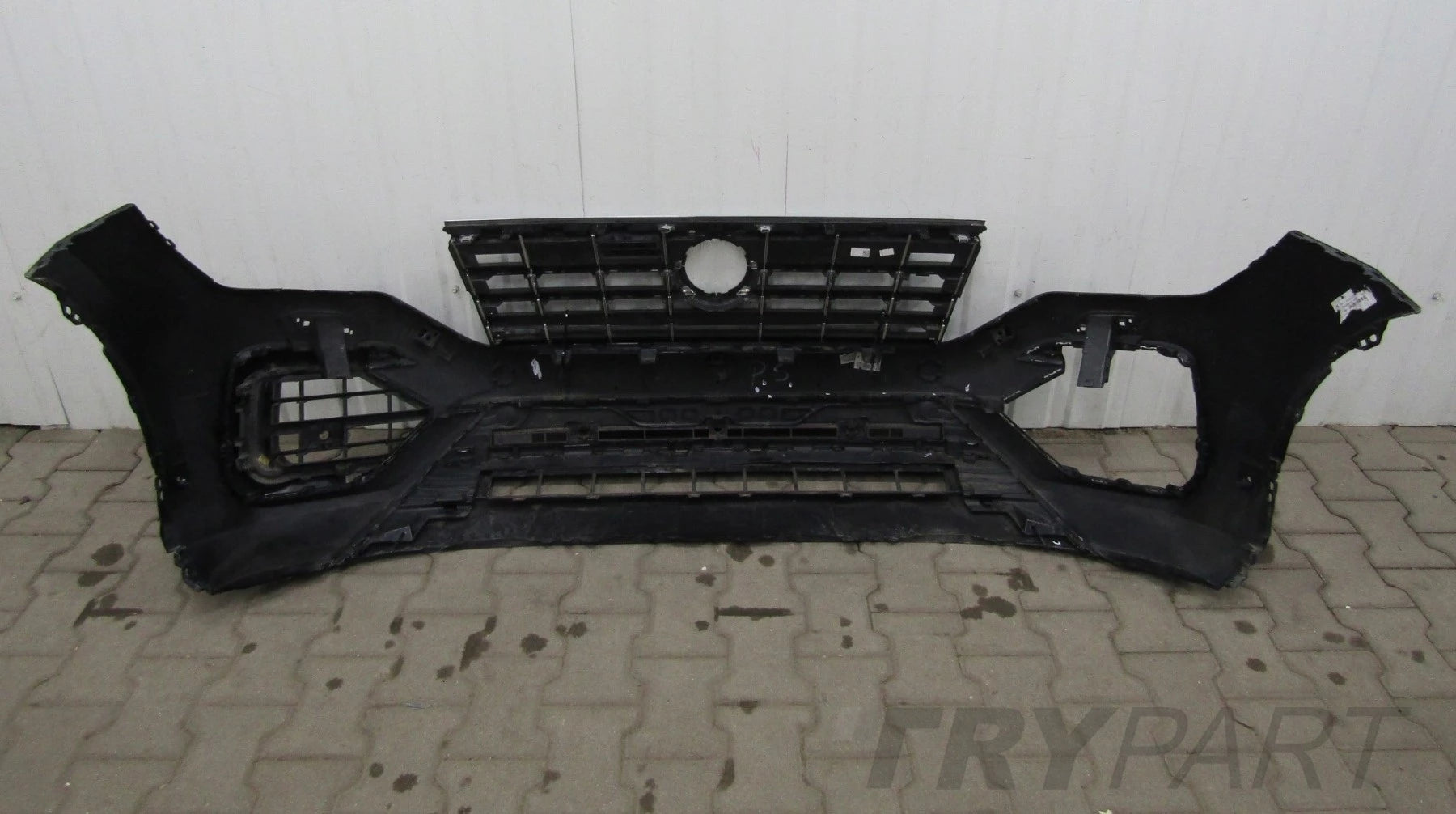 VW Touareg 3 III R-Line 760 18- Front Bumper