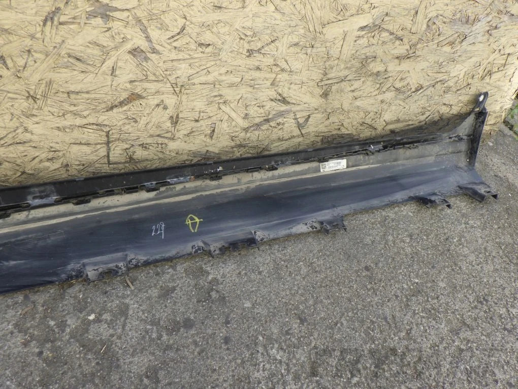 BMW X6 G06 M SPORT PACKAGE Right Sill Molding
