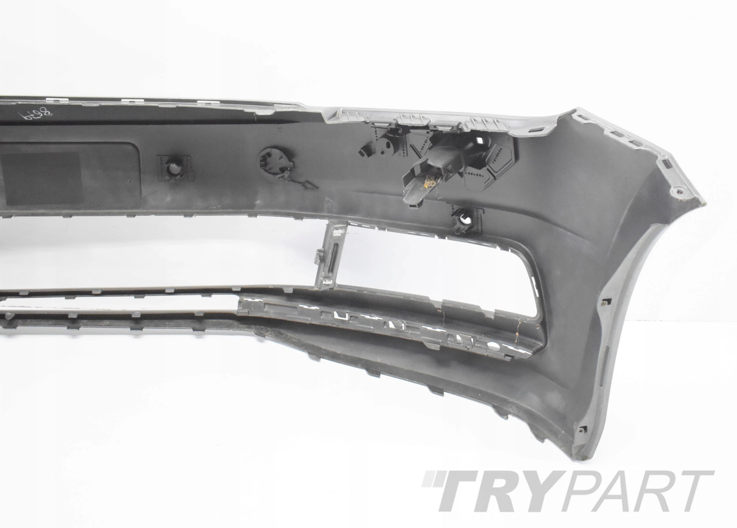 VW TOURAN III 5TA FRONT BUMPER ORG
