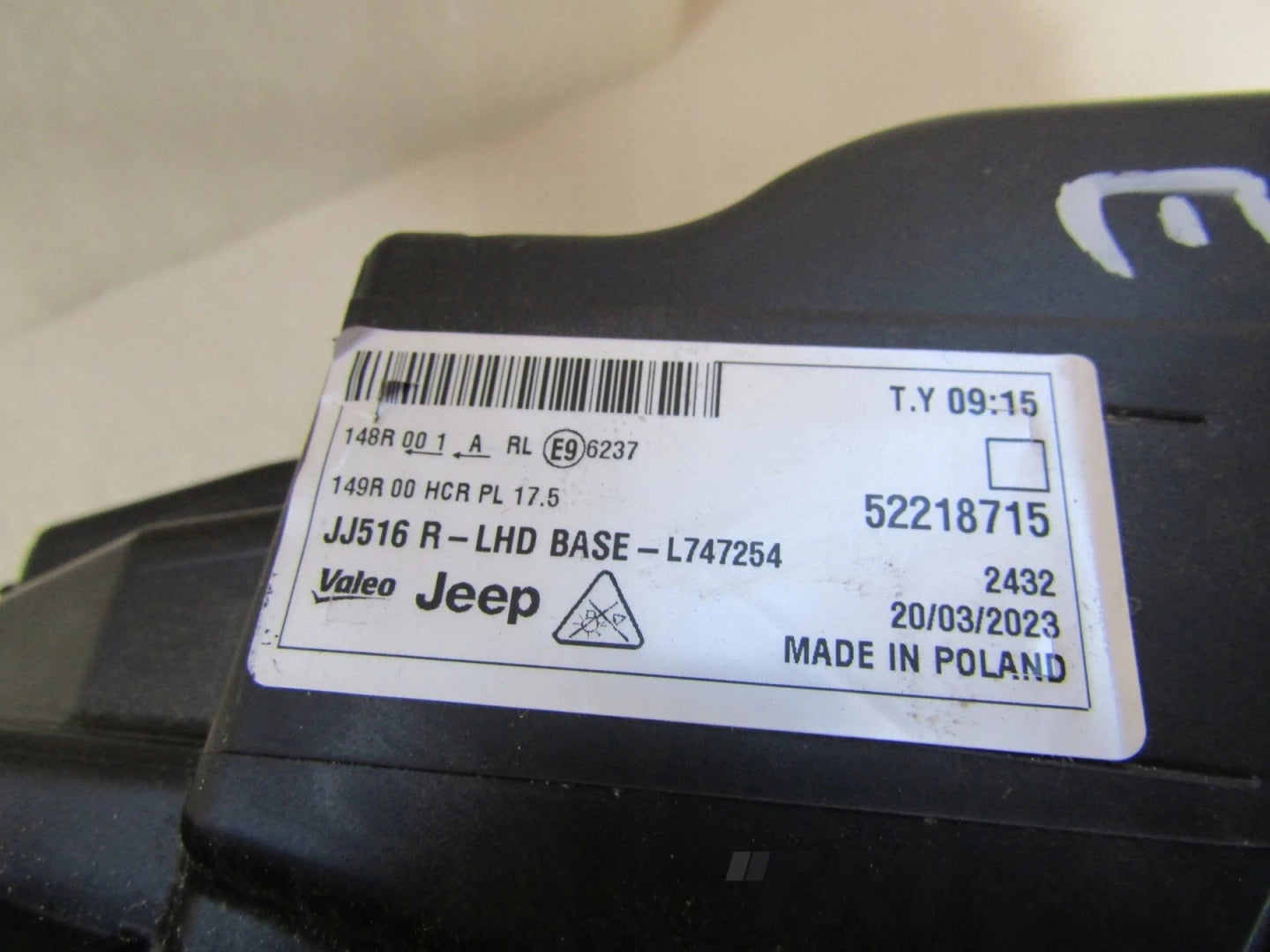 Front headlight Jeep Avenger LED 23- RH 52218715