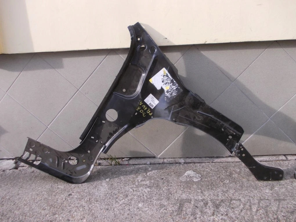 PEUGEOT 308 QUARTER LONGERON APRON RIGHT