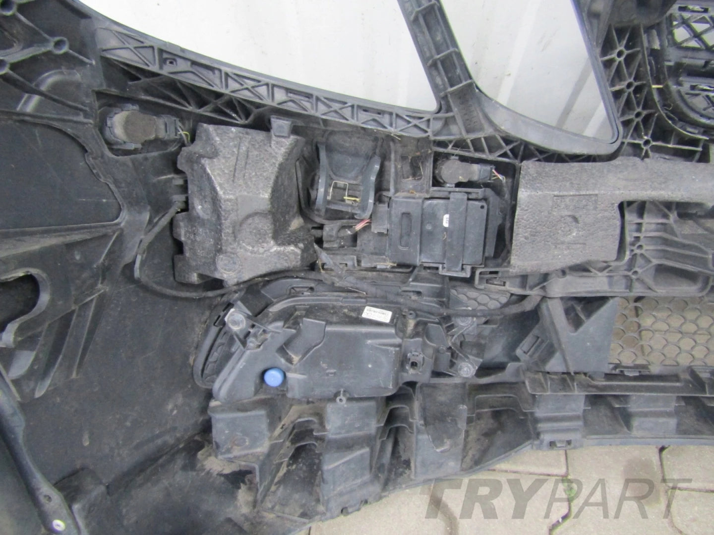 Front Bumper Mercedes E-Class Coupe 207 AMG 09-12