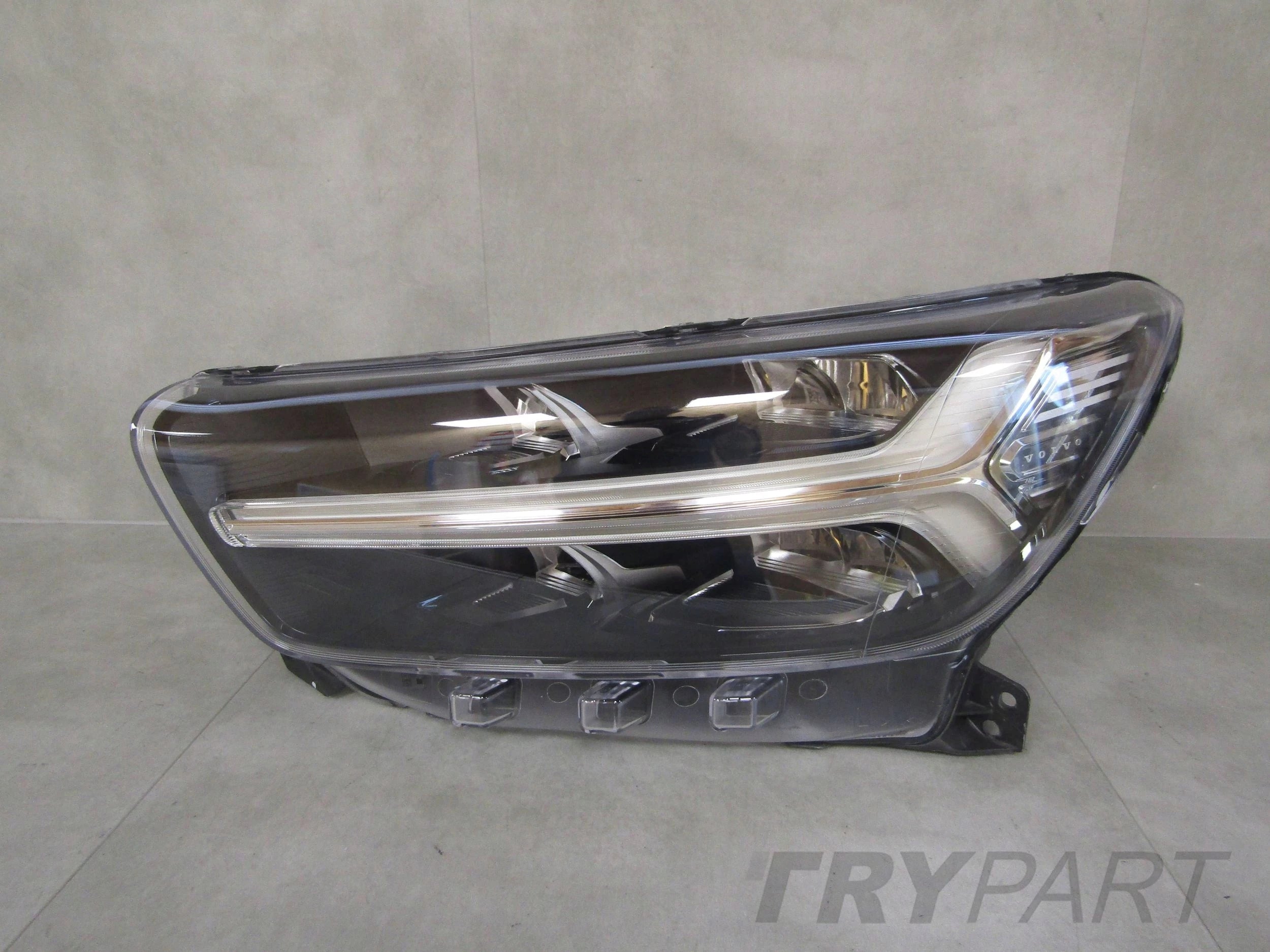 Front Headlight Volvo XC40 Full LED 17-22 LH Left 31655631