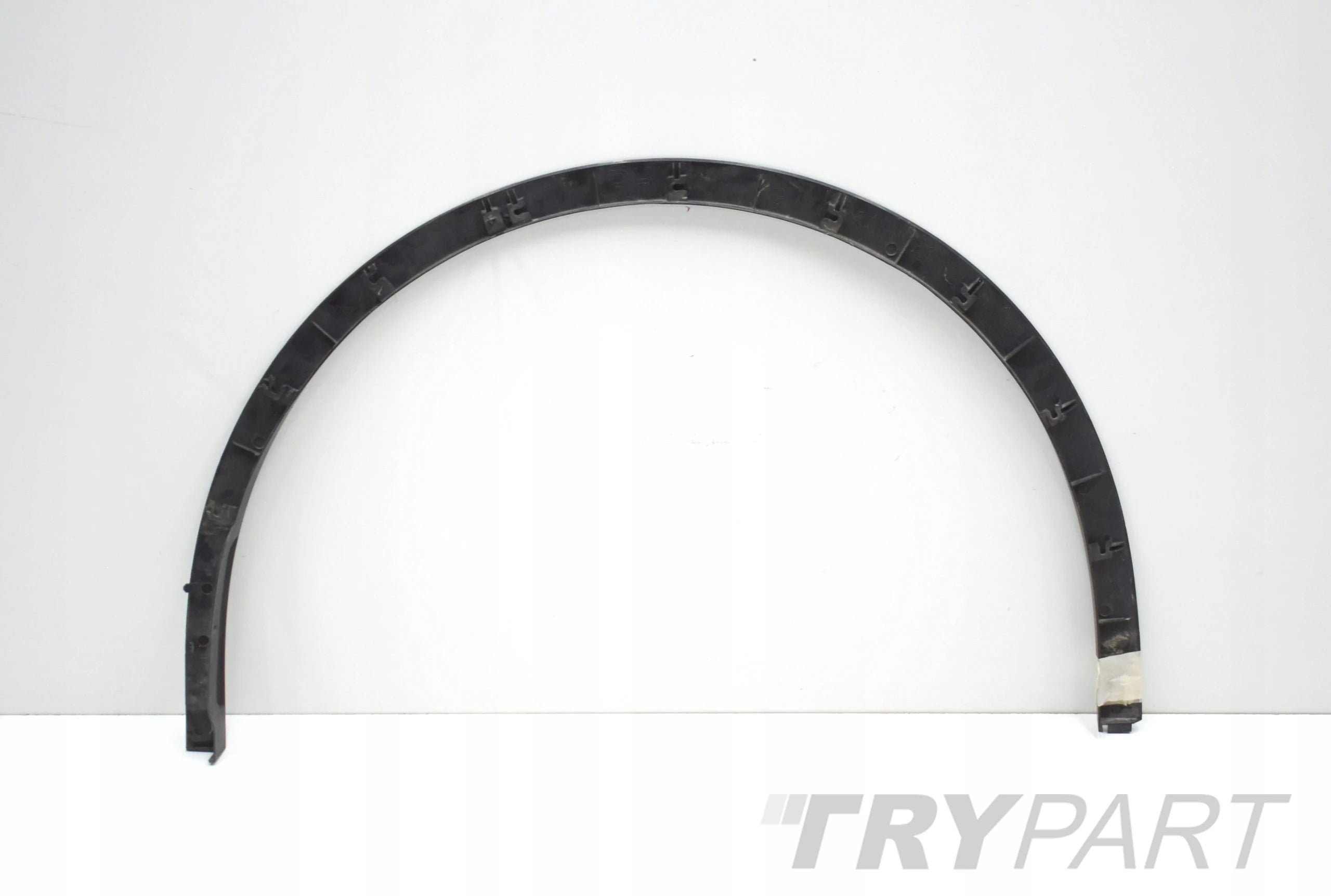 TESLA MODEL Y RIGHT FRONT FENDER TRIM ORG