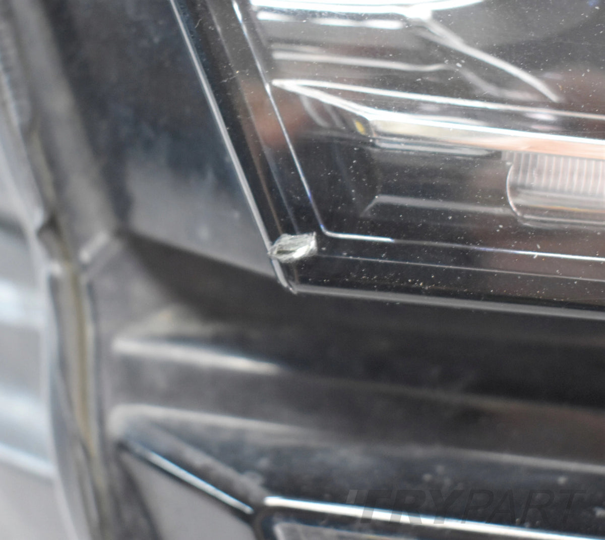 SKODA KAROQ 57B HEADLIGHT RIGHT FRONT FULL LED EU ORG