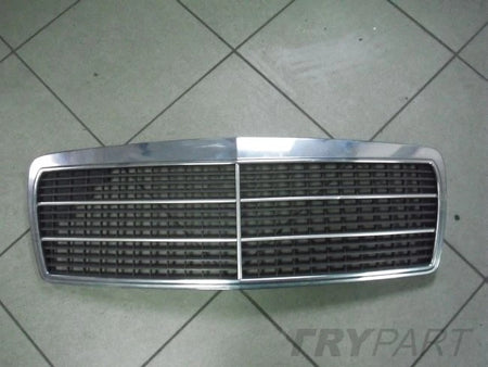 Mercedes E-Class W210 Grille