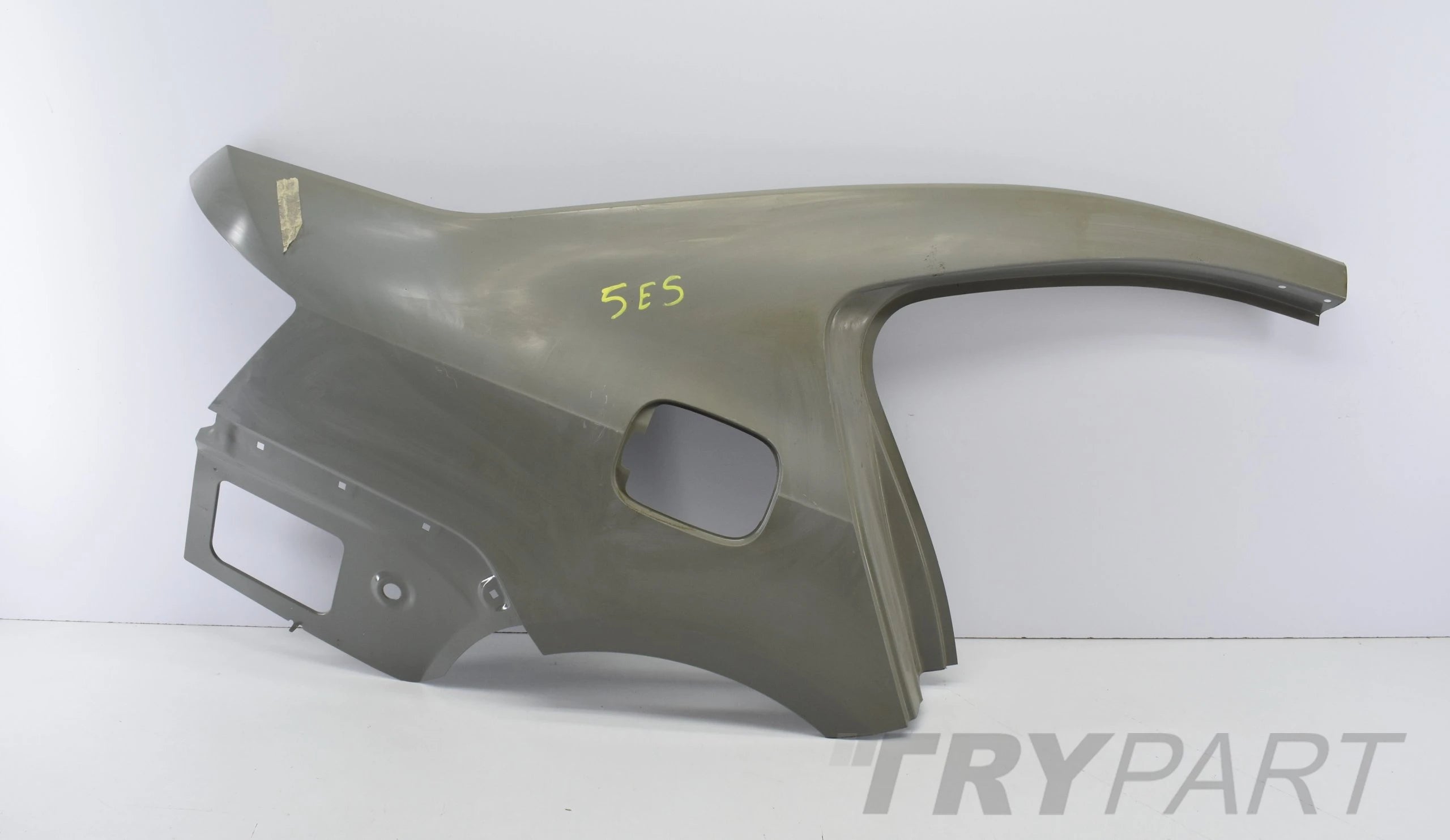 OCTAVIA III 5E5 REAR RIGHT FENDER BODY PANEL SEDAN