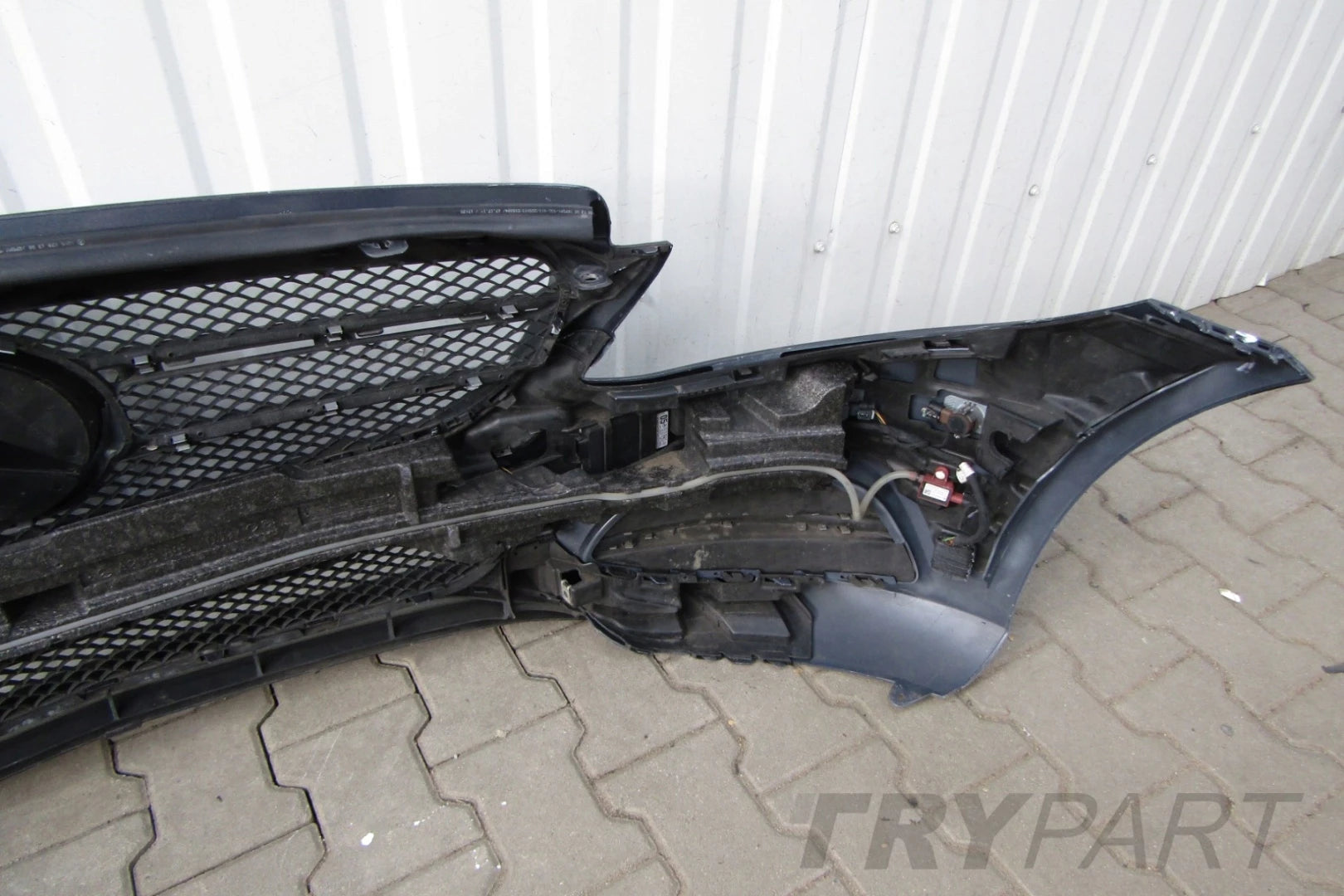 FRONT BUMPER MERCEDES C-CLASS W205 AVANTGARDE 14-