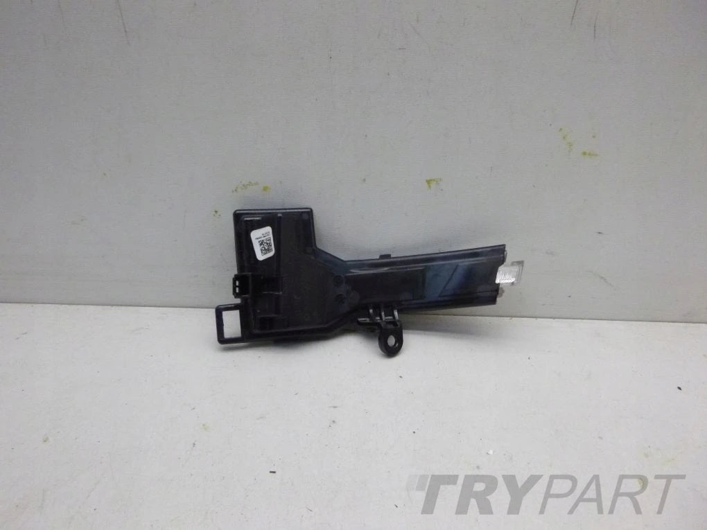 VW POLO 2G 6 Right Mirror Turn Signal