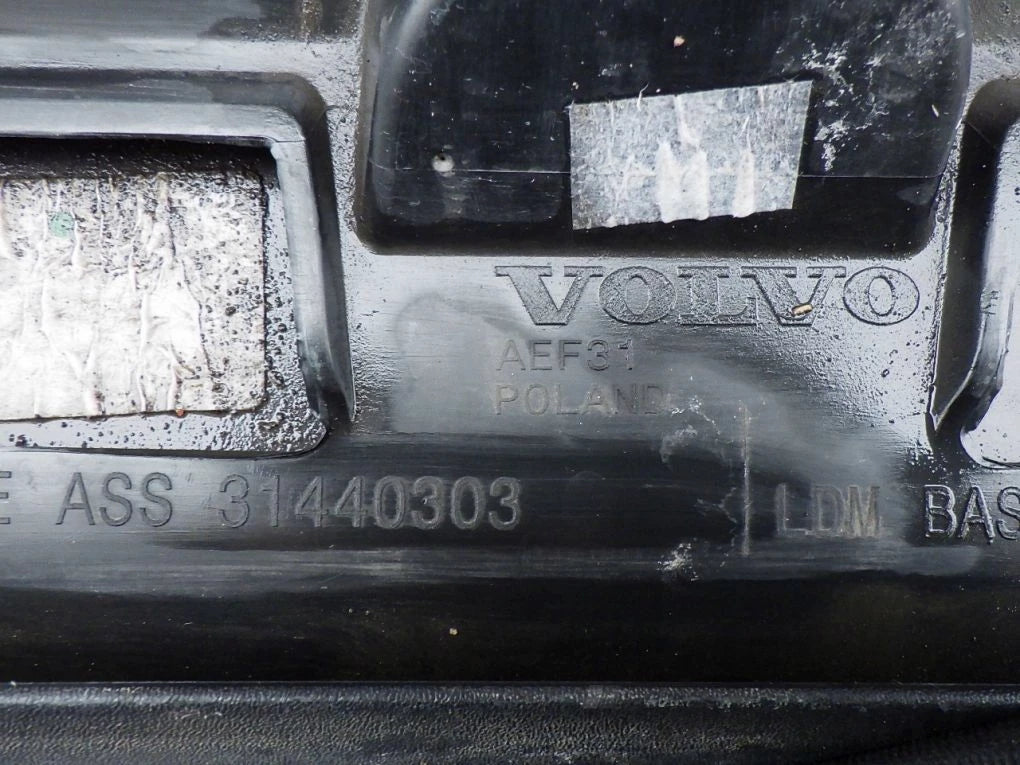 VOLVO XC60 II 17- Right Front Door Molding