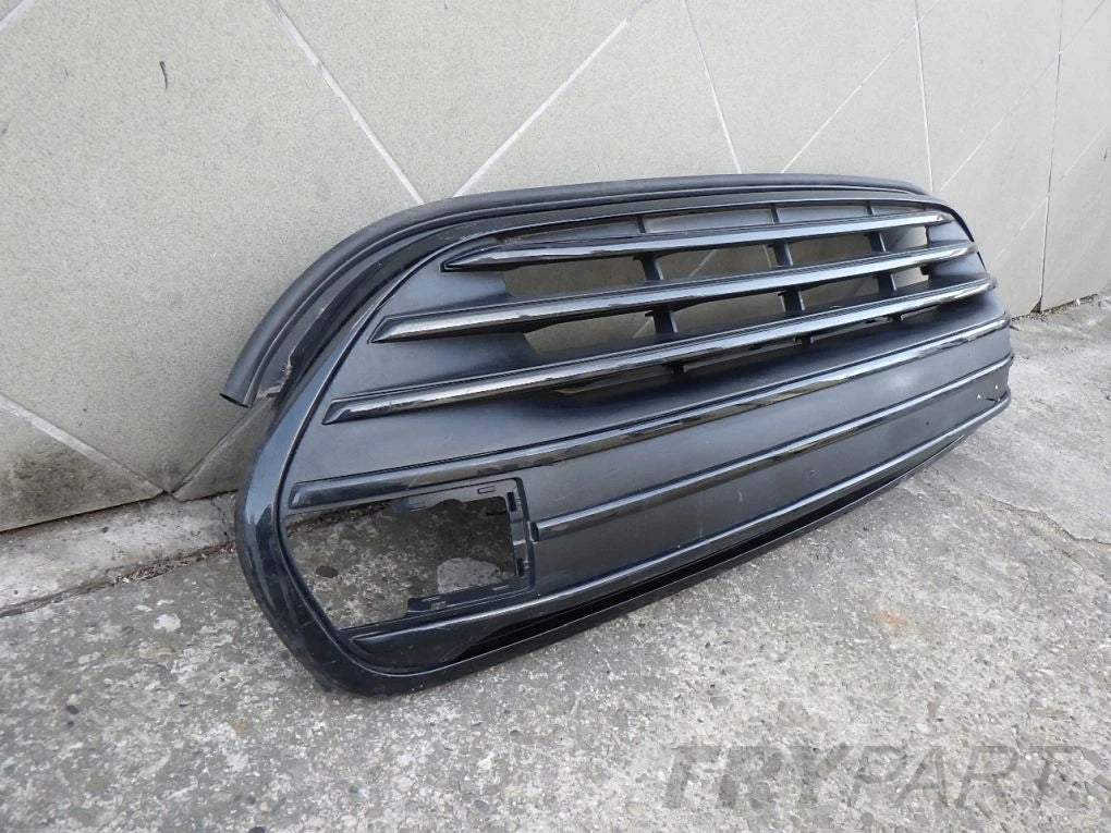 MINI CLUBMAN F54 LIFT LCI 19- Grille Clip