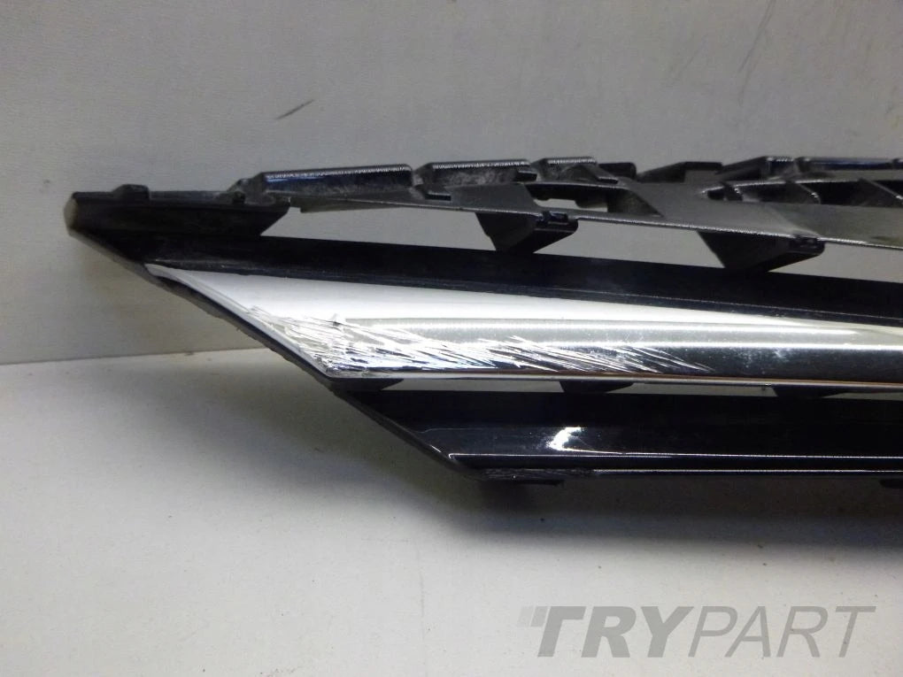TOYOTA AVENSIS T27 LIFT T29 15- Grill