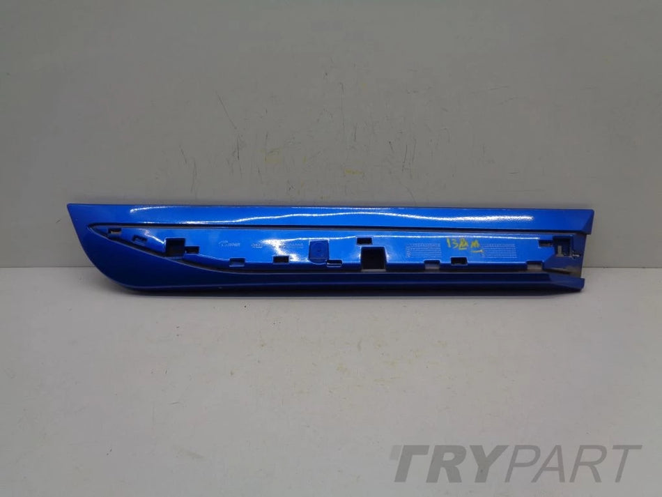 YARIS III LIFT IV 17- Right Rear Door Molding