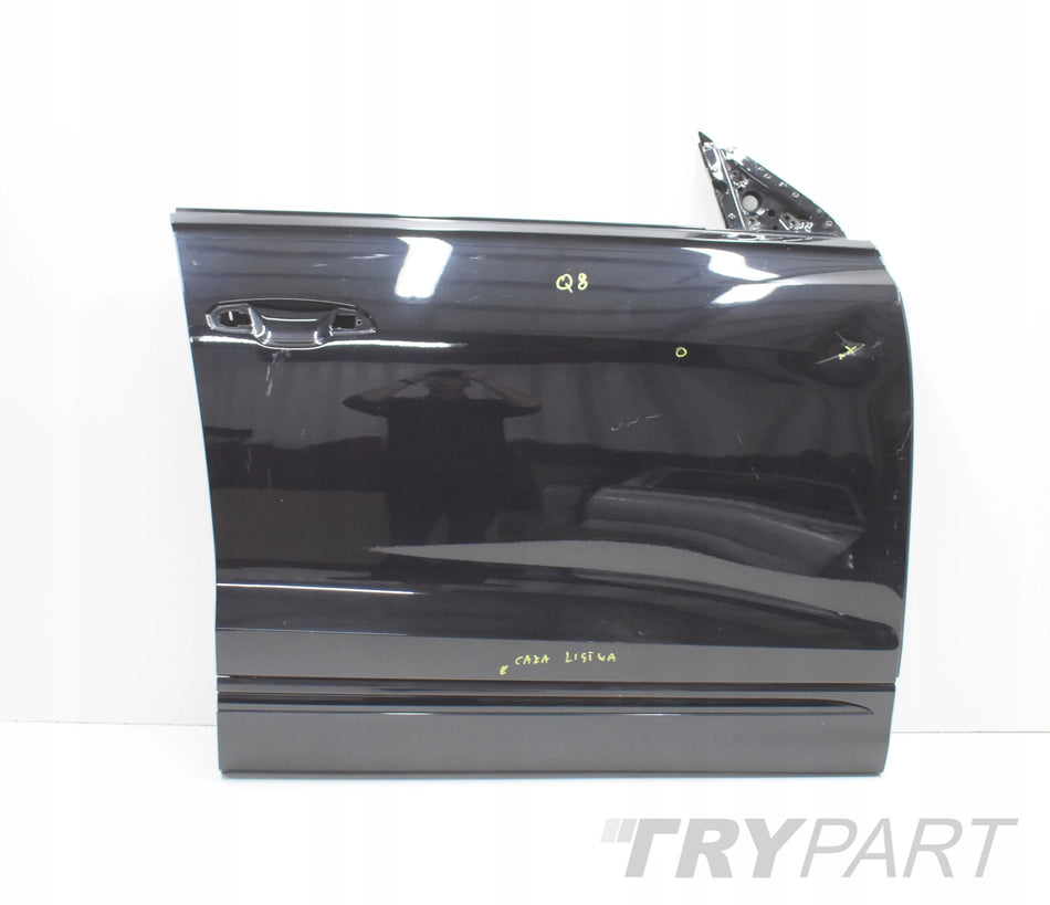 AUDI Q8 4M8 RIGHT FRONT DOOR + STRIP