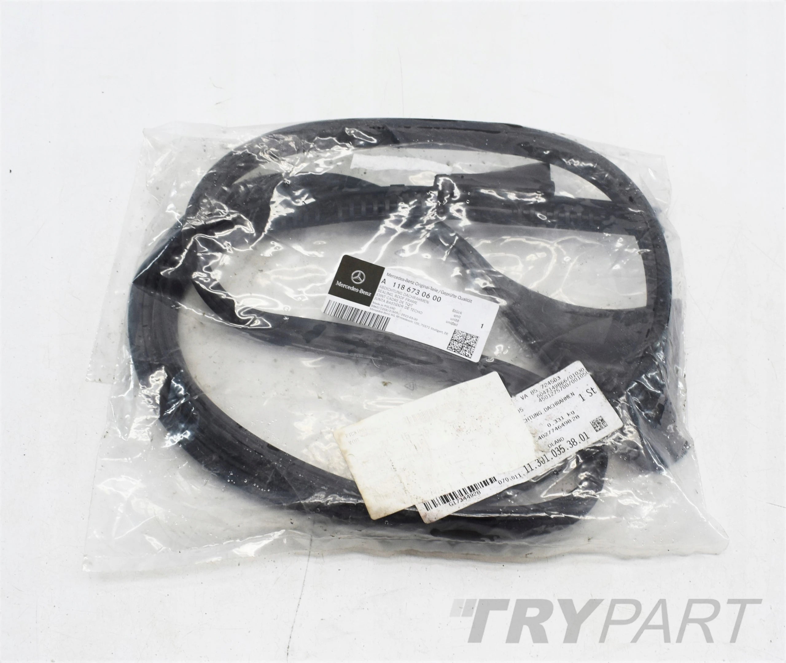MERCEDES CLA W118 ROOF SEAL A1186730600