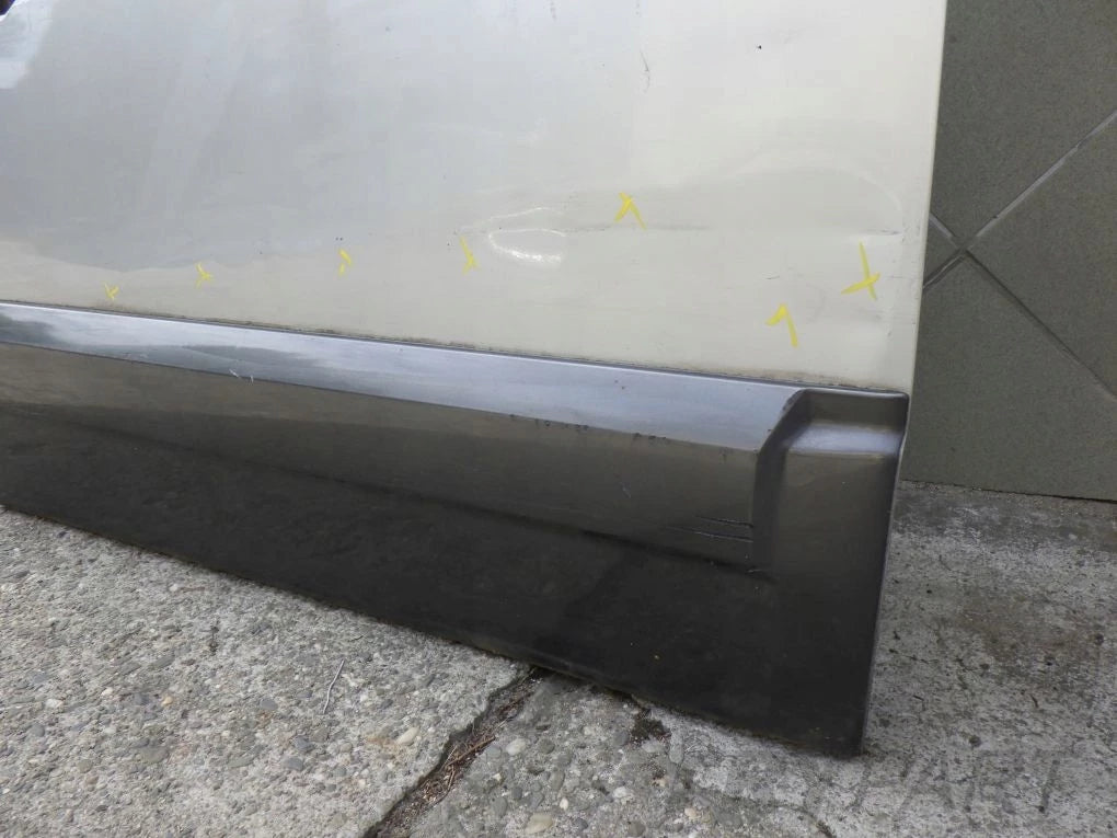 2002-2009 Kia Sorento Right Front Door