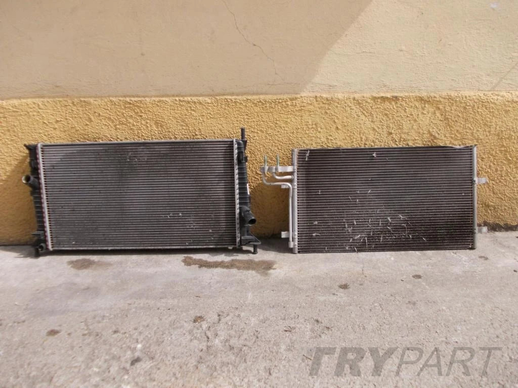 Ford Focus II C-Max Water Radiator Air Conditioning