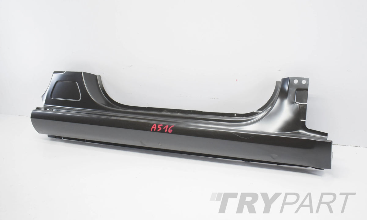 SKODA OCTAVIA III 5E RIGHT SILL PANEL ORIG NEW