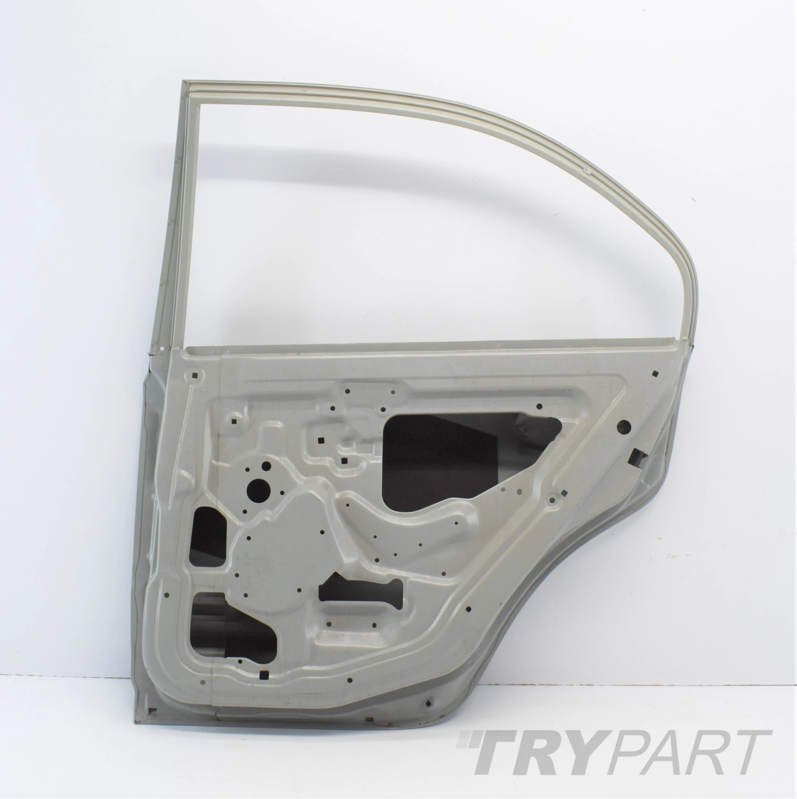 MITSUBISHI CARISMA RIGHT REAR DOOR ORG NEW