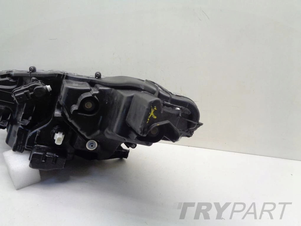 TOYOTA YARIS 4 IV P21 FULL LED 20- RIGHT HEADLIGHT