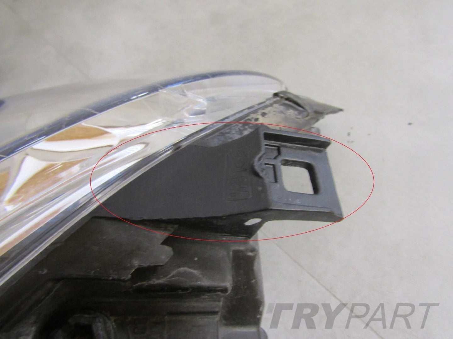 MERCEDES A-CLASS W169 HEADLIGHT RH RIGHT XENON 04-A1698201261