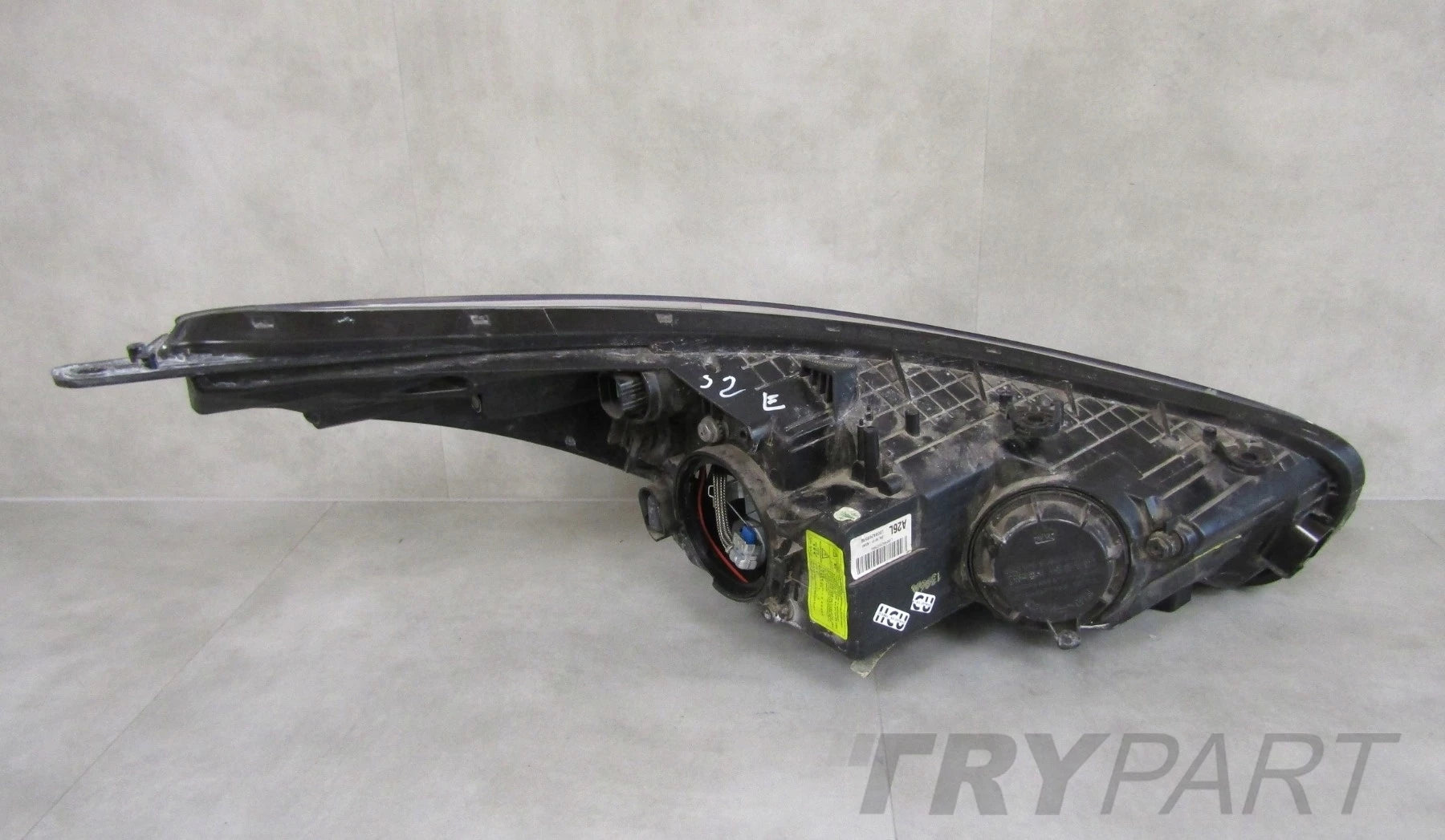HEADLIGHT KIA CEED 2 II XENON + LED 12- LH LEFT 92101-A2260