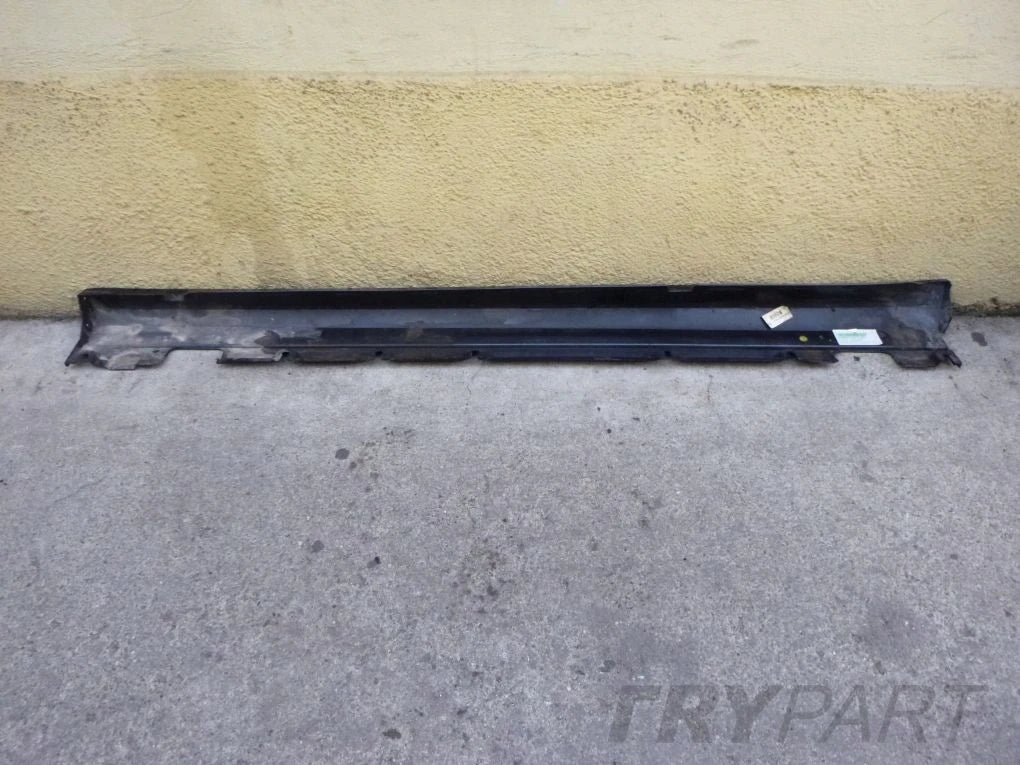 Mercedes C-Class 204 door sill strip right sill