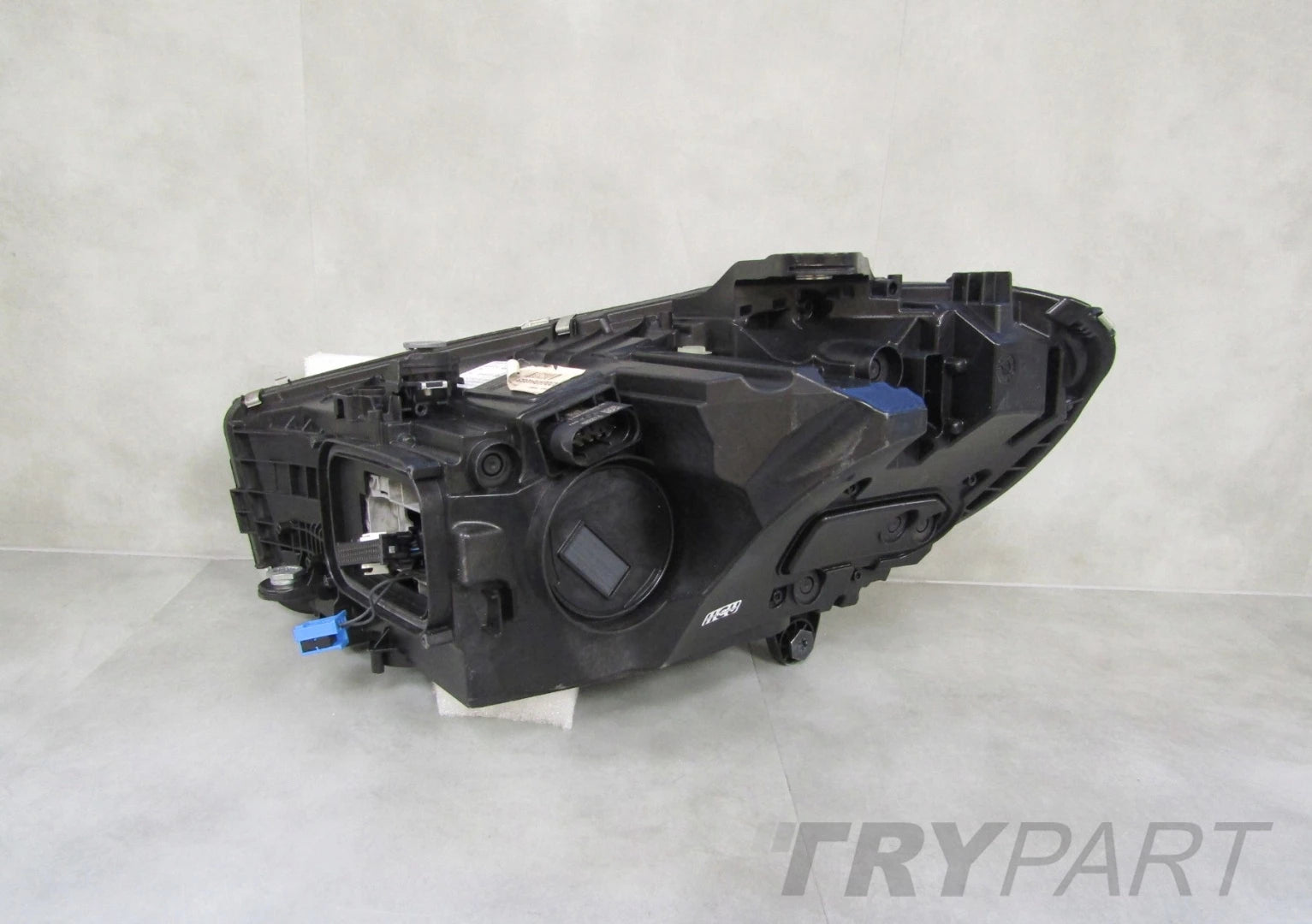 MERCEDES C-CLASS W206 FULL LED DIGITAL LIGHT 22- RH HEADLIGHT A2069065203