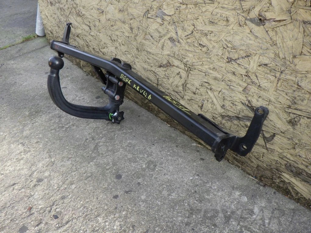 PEUGEOT 3008 OPEL GRANDLAND X CITROEN C5 AIRCROSS tow hitch