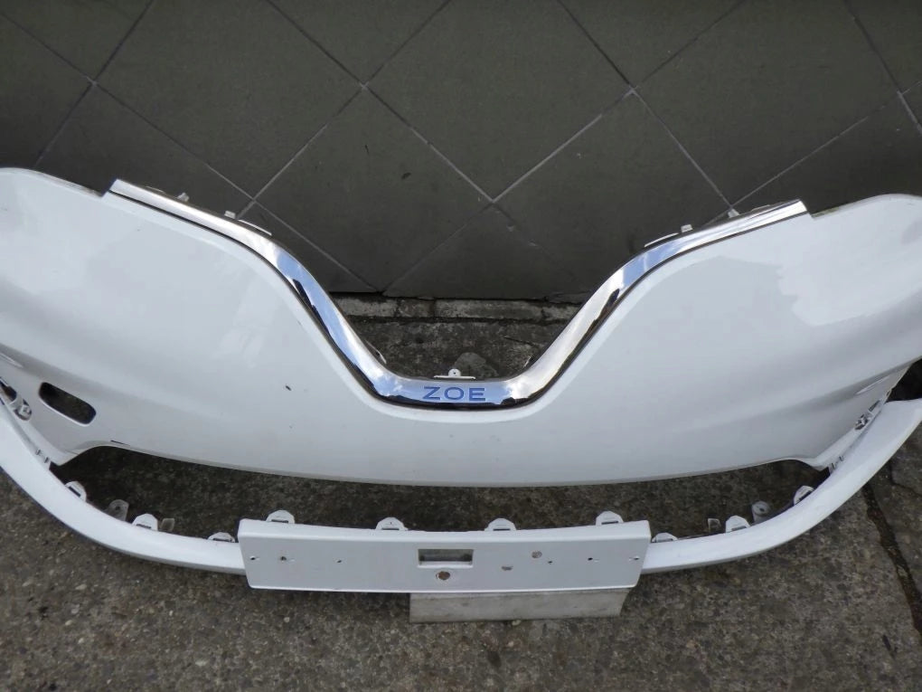 RENAULT ZOE LIFT 19- Chrome Front Bumper