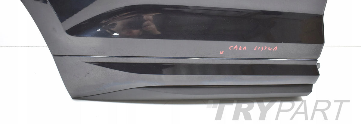 SKODA KODIAQ 565 RIGHT REAR DOOR ORG + MOULDING