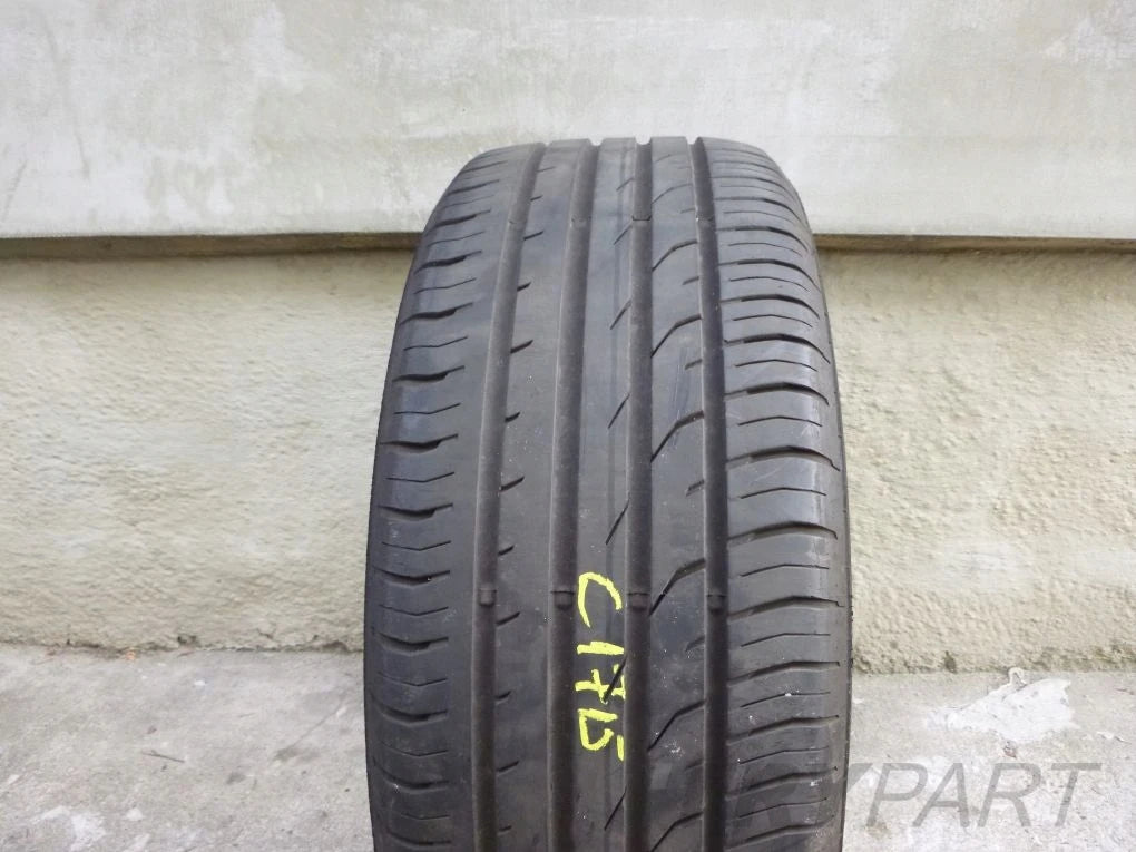 CONTINENTAL CONTI PREMIUM CONTACT 2 225 55 R17 tire