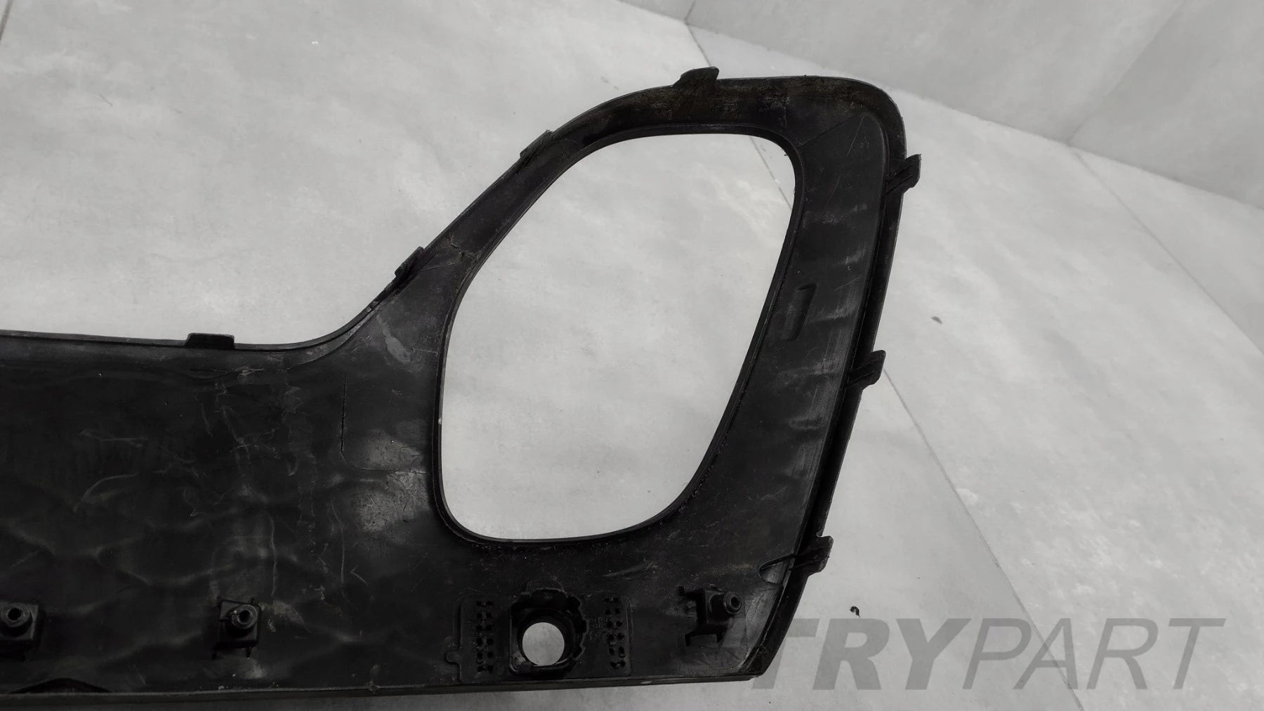 REAR BUMPER TRIM HYUNDAI GENESIS GV-70 2021-2024 86612-AE000