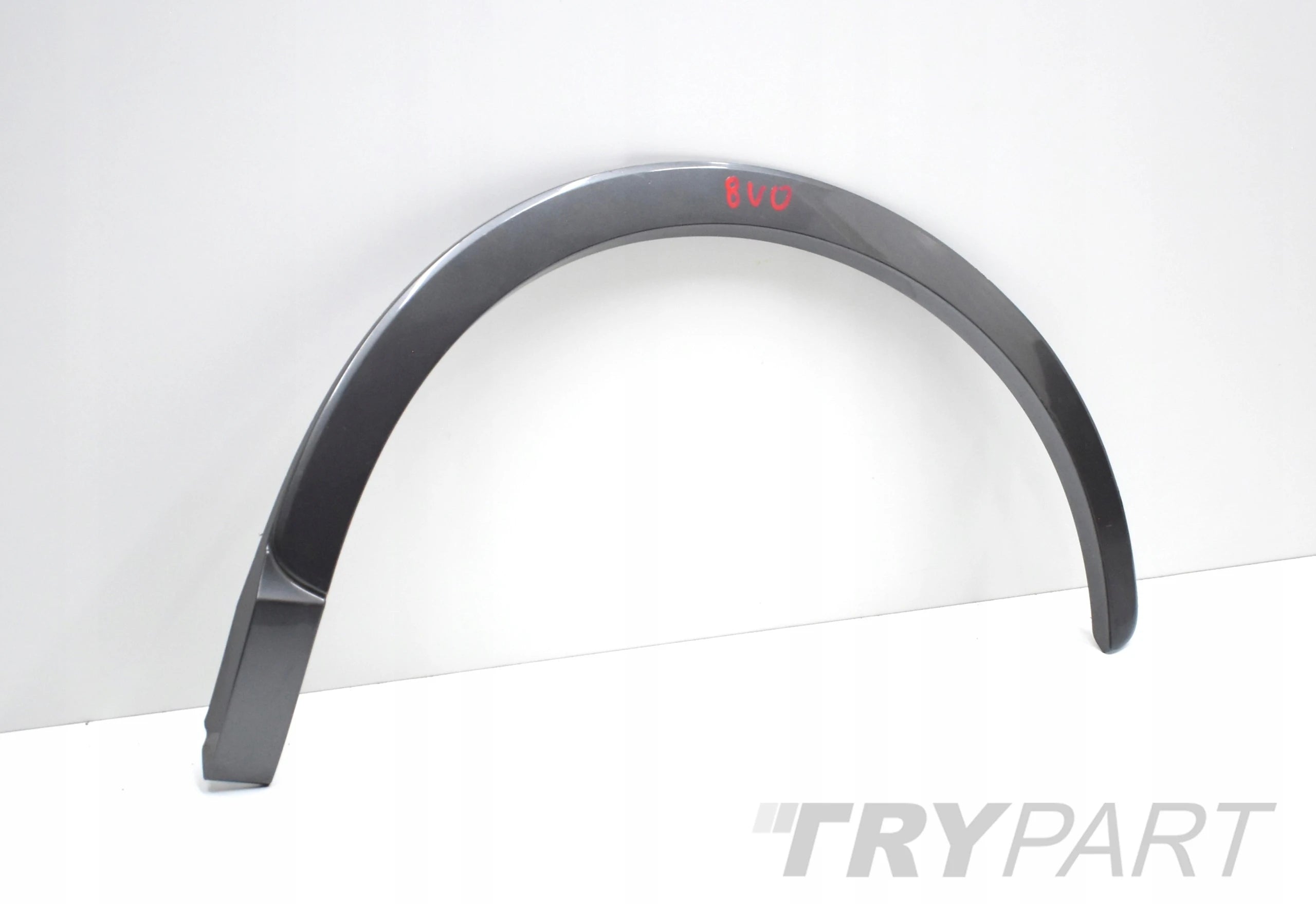 AUDI Q3 8U0 LEFT REAR FENDER MOULDING ORG