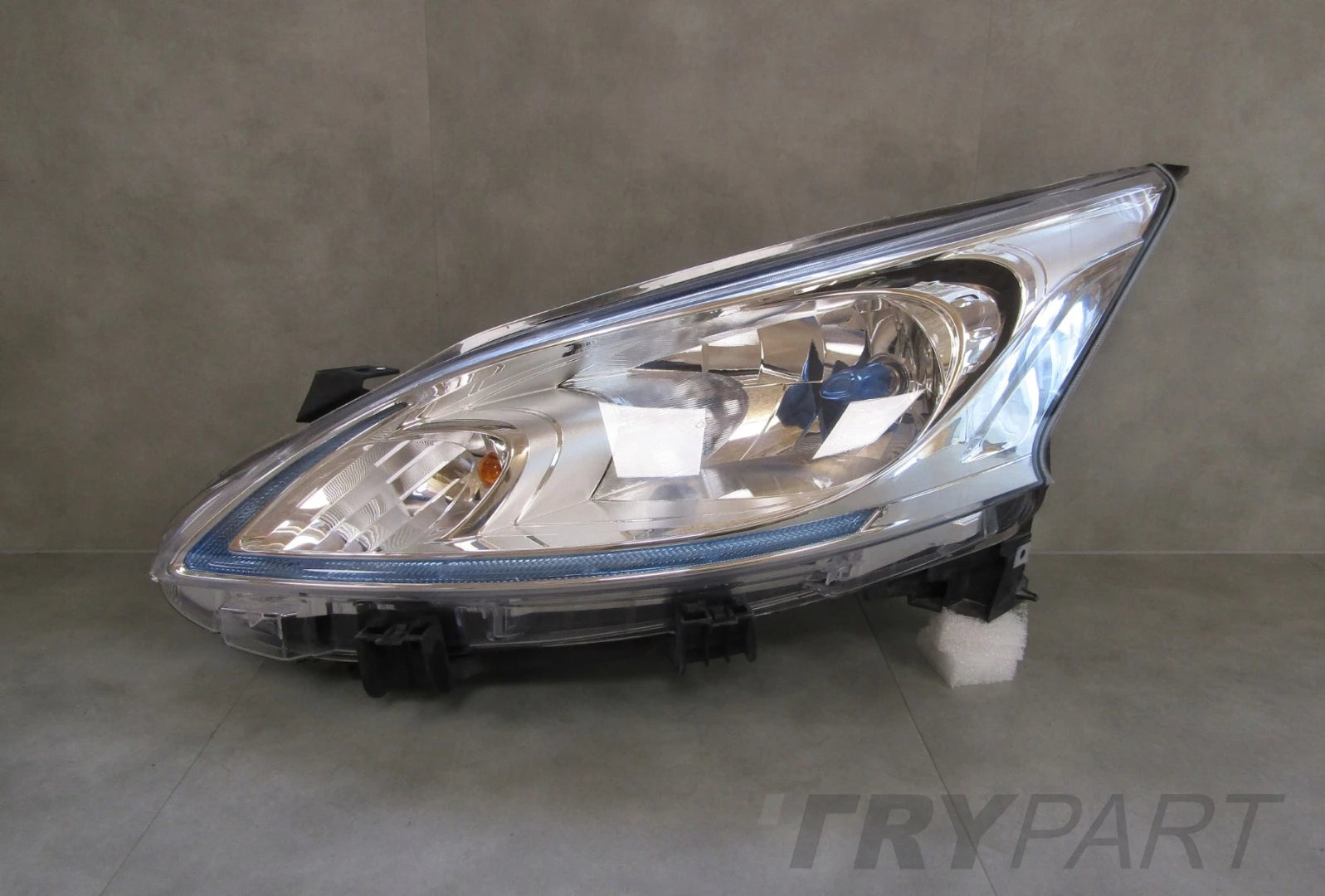 Nissan e-NV200 Front Lamp STANDARD LED 14-21 LH 260604FA0A