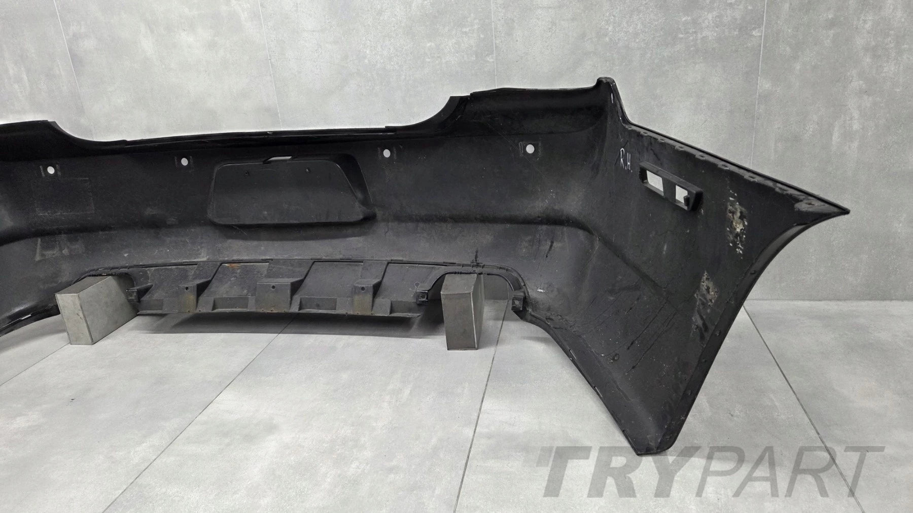 Rear bumper DODGE CHARGER 11-14