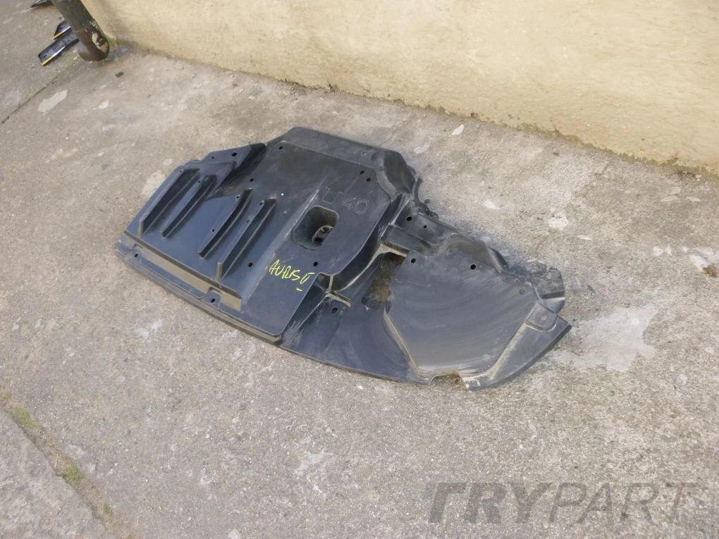 TOYOTA AURIS II 12- Chassis Cover Plate