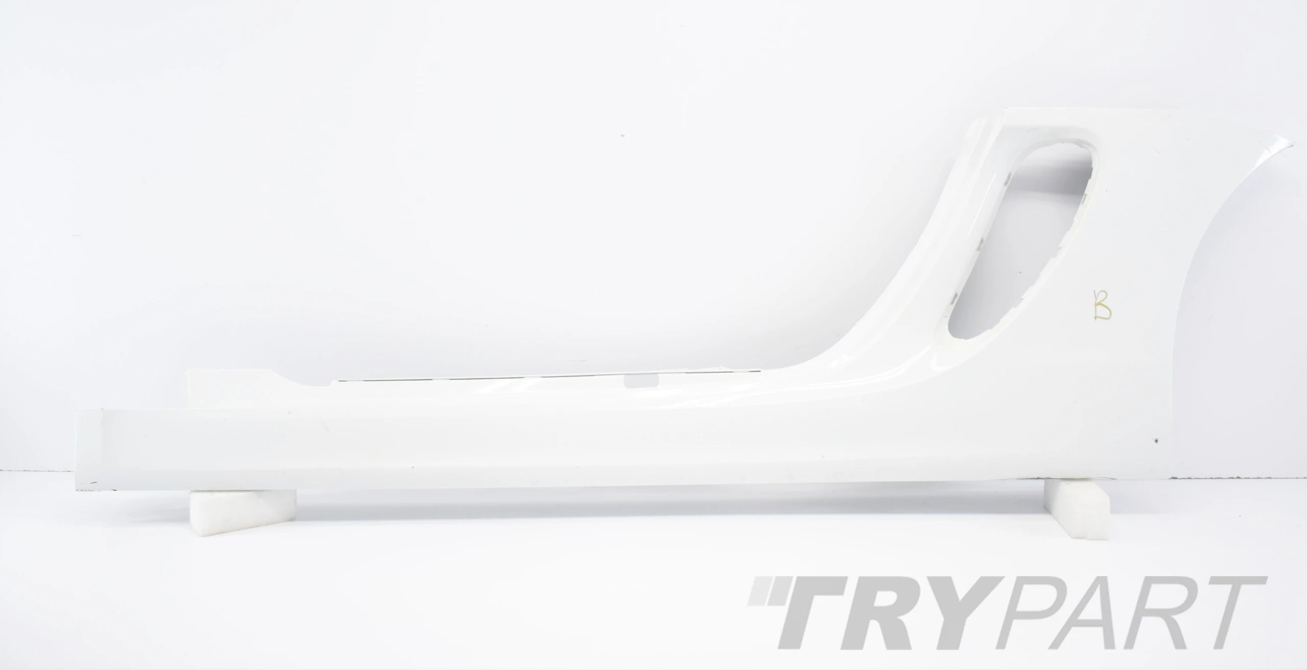 PORSCHE BOXTER 981 LEFT SILL PANEL TRIM ORG