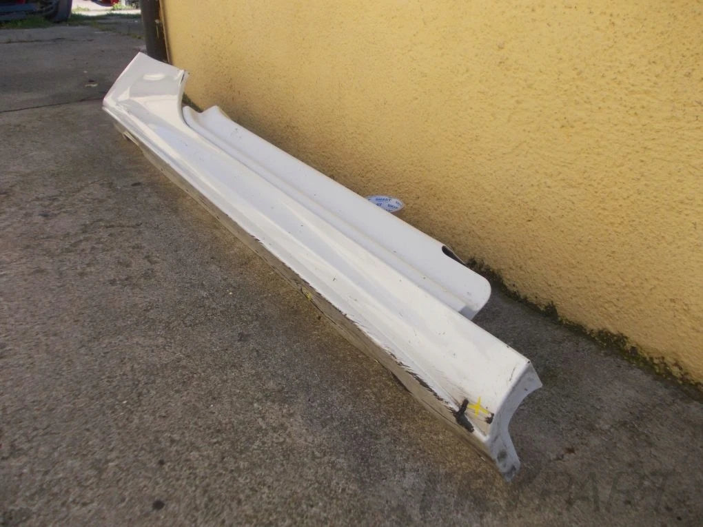 PEUGEOT RCZ Right Sill Molding