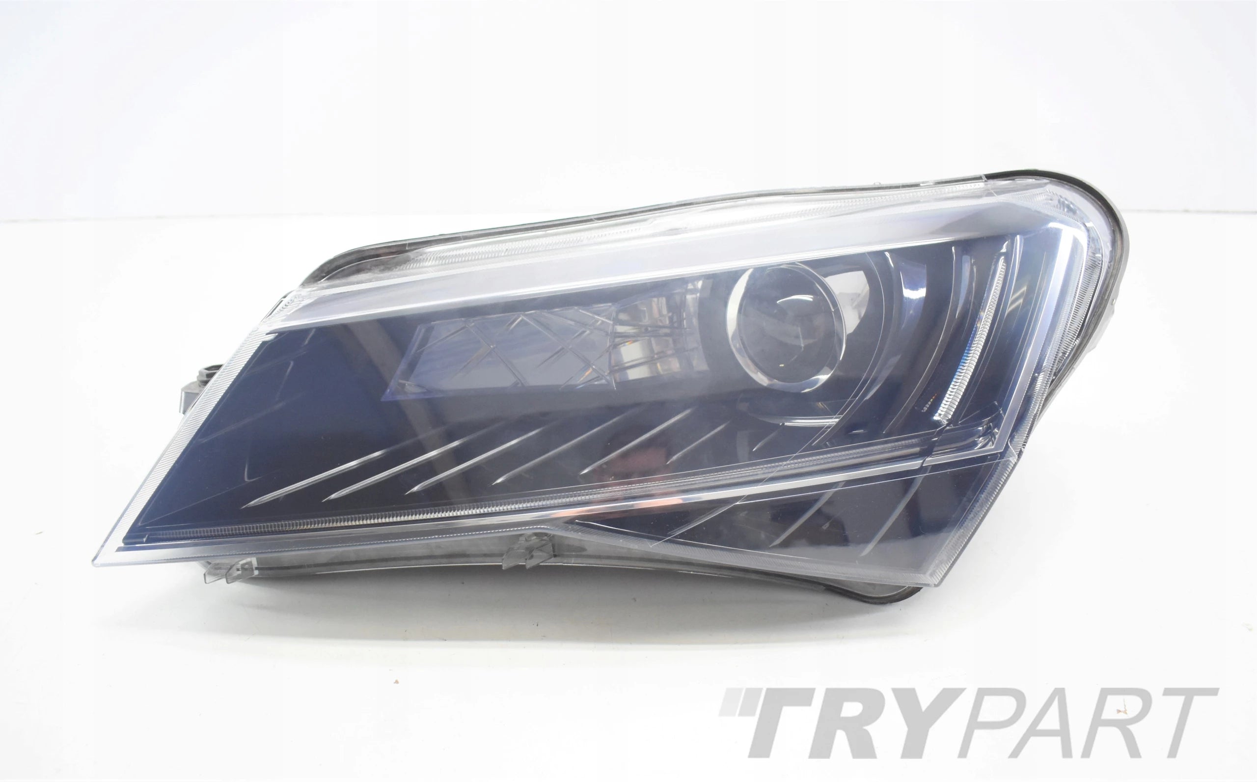 SUPERB III 3V1 LAMP LEFT FRONT EU ORG! DISMANTLING