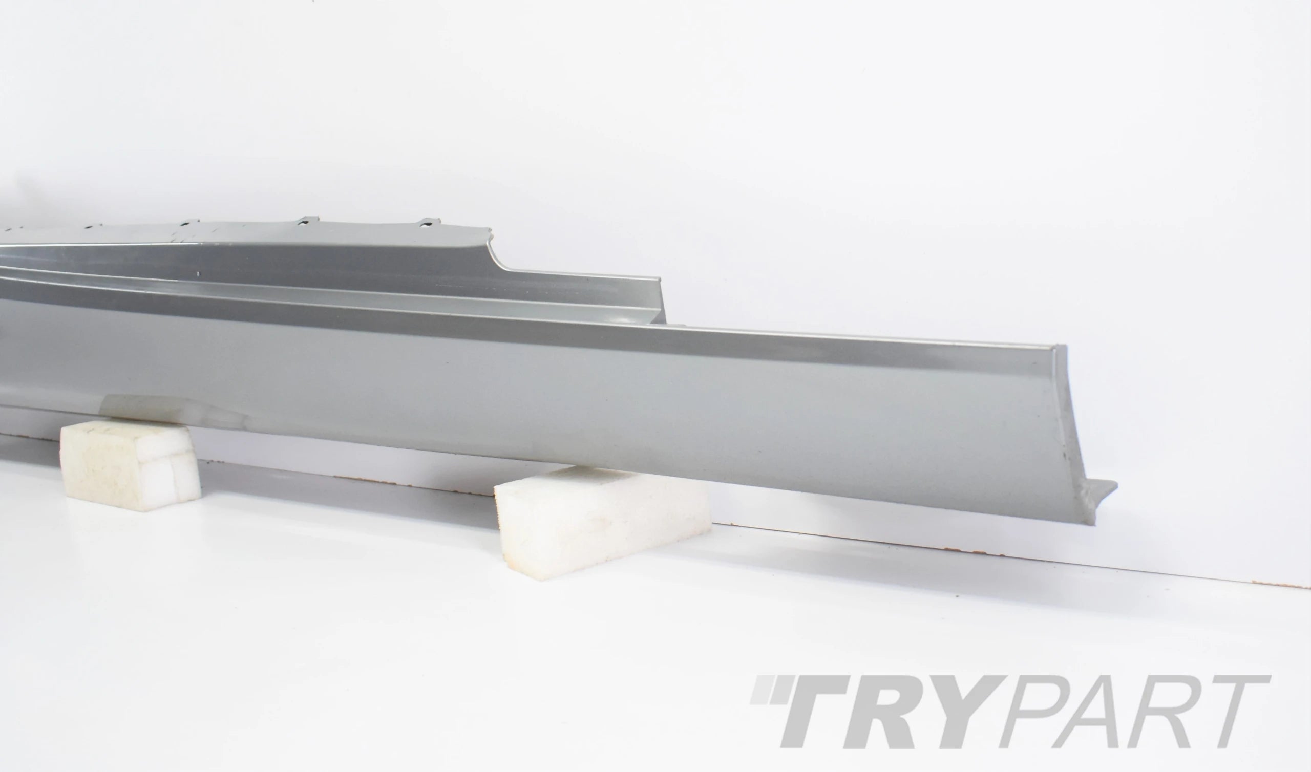 BMW E92 E93 COUPE RIGHT SILL PANEL OEM