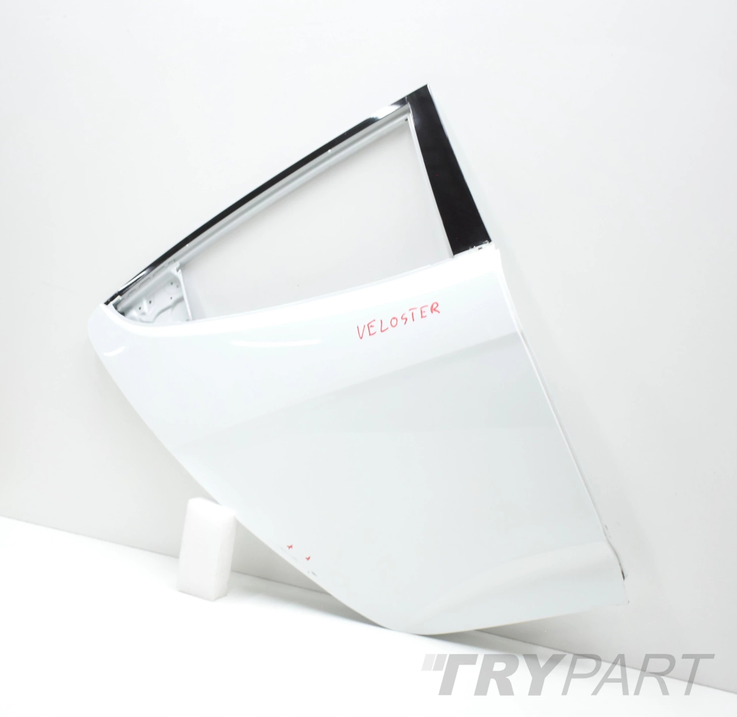 HYUNDAI VELOSTER RIGHT REAR DOOR ORG