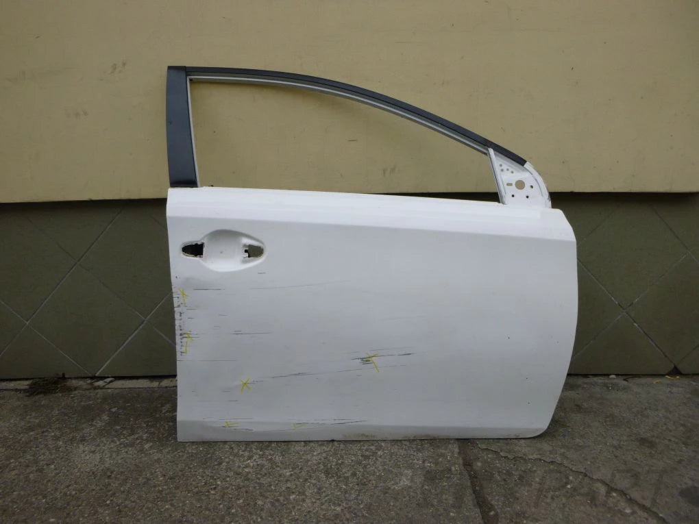TOYOTA AURIS II 2 12- 2012 Front Right Door