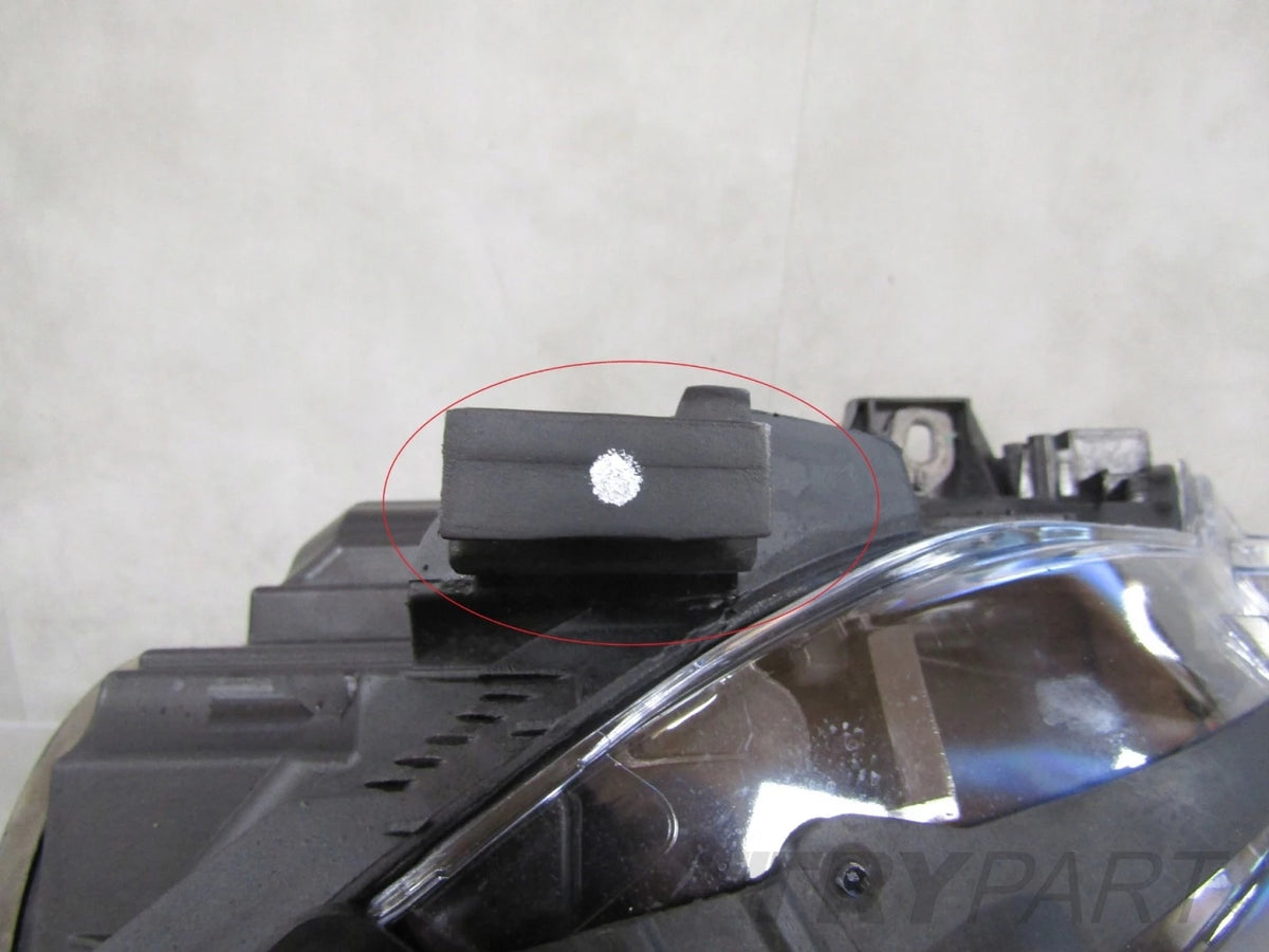 MERCEDES B CLASS W246 XENON HEADLIGHT LEFT 11-14 A2468207