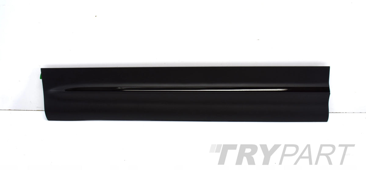 MERCEDES GLB W247 LEFT FRONT DOOR STRIP ORG