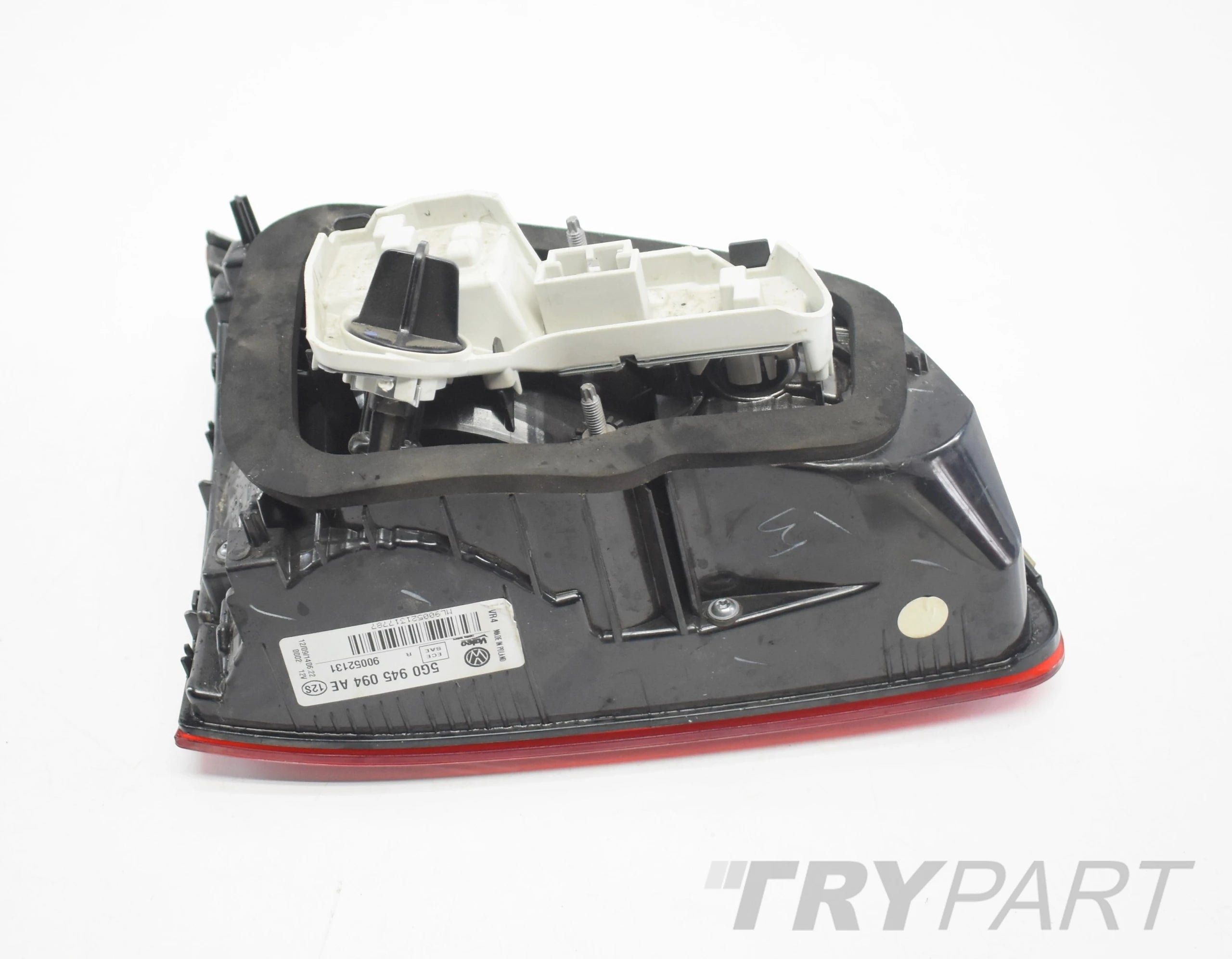 VW GOLF VII 5G0 RIGHT REAR TAIL LIGHT IN TAILGATE EU
