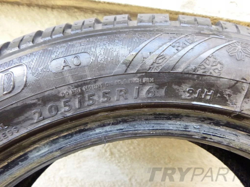 DUNLOP SPWINTERSPORT 4D 205 55 R16 91H Tire